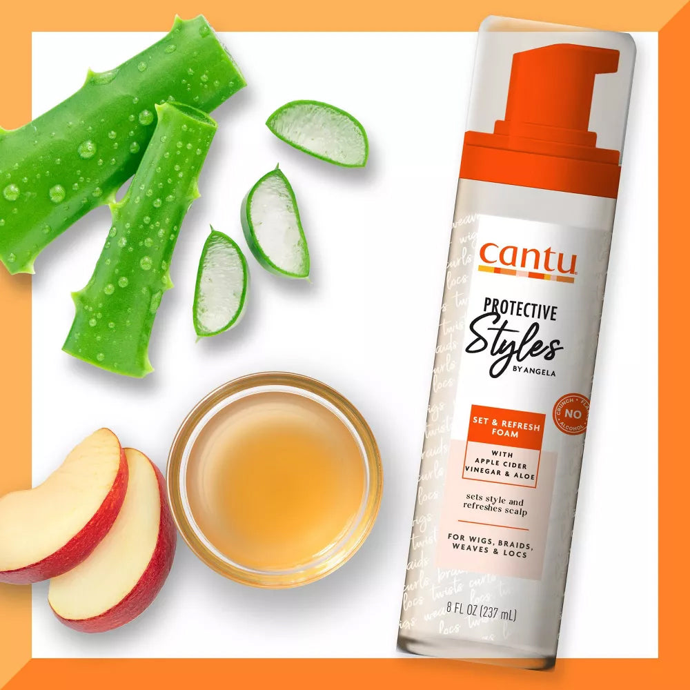 Bild des Cantu Protective Style-Schaums, flankiert von Aloe Vera und Apfelessig, seinen Hauptzutaten.